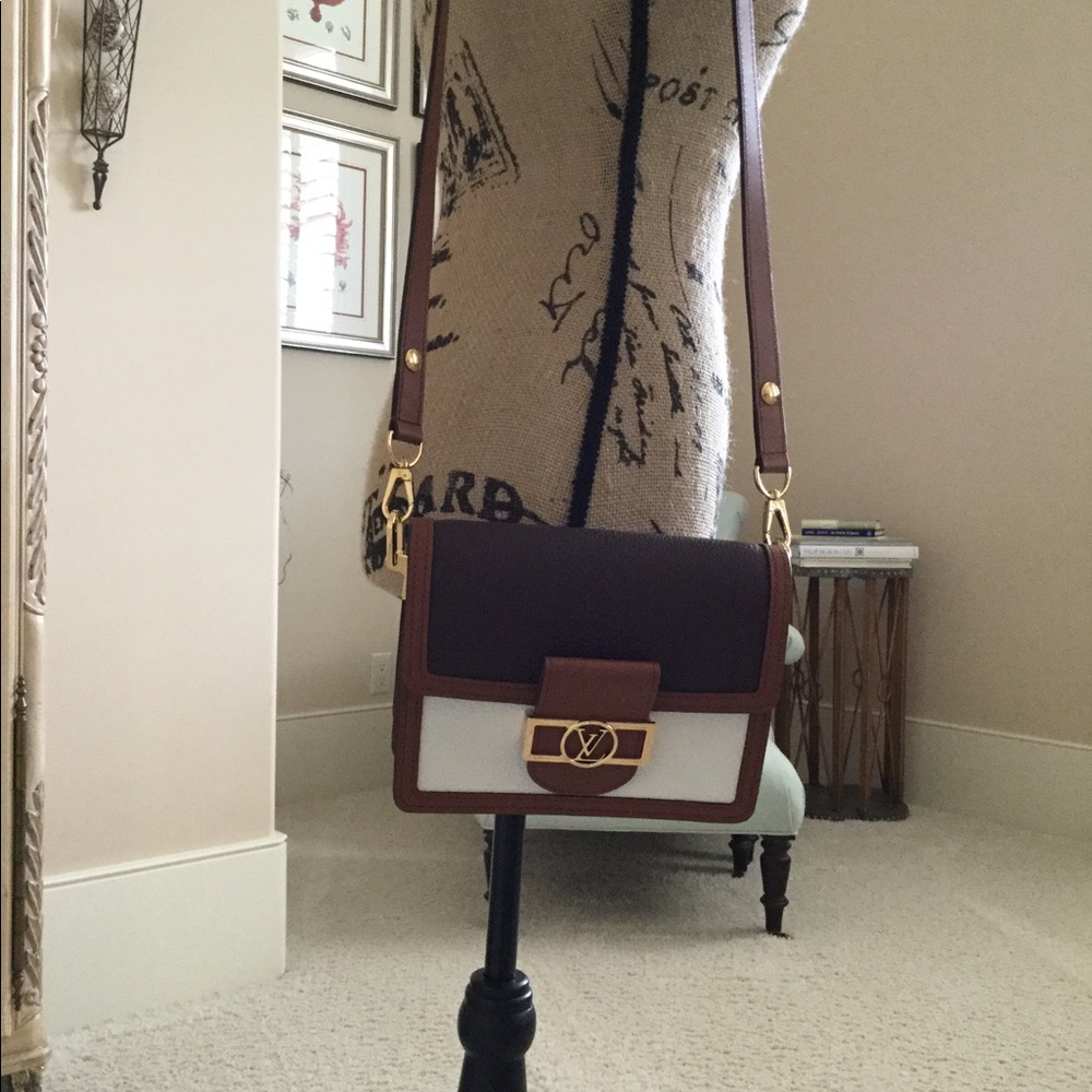 Louis Vuitton Dauphine MM Handbag
